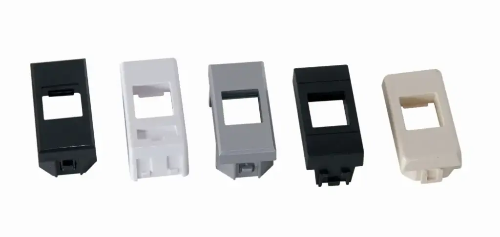 Adpter for CCS RJ45 jacks compatible with Bticino Now civil series, white