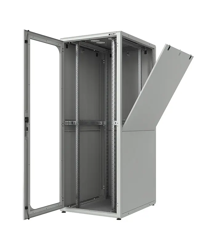 Datacenter TECH front glass door, side and rear blind panels 19