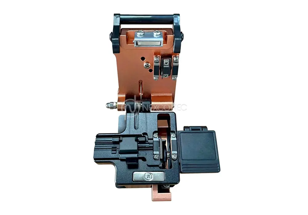 HIGH PERFORMANCE OPTICAL FIBER CLEAVER